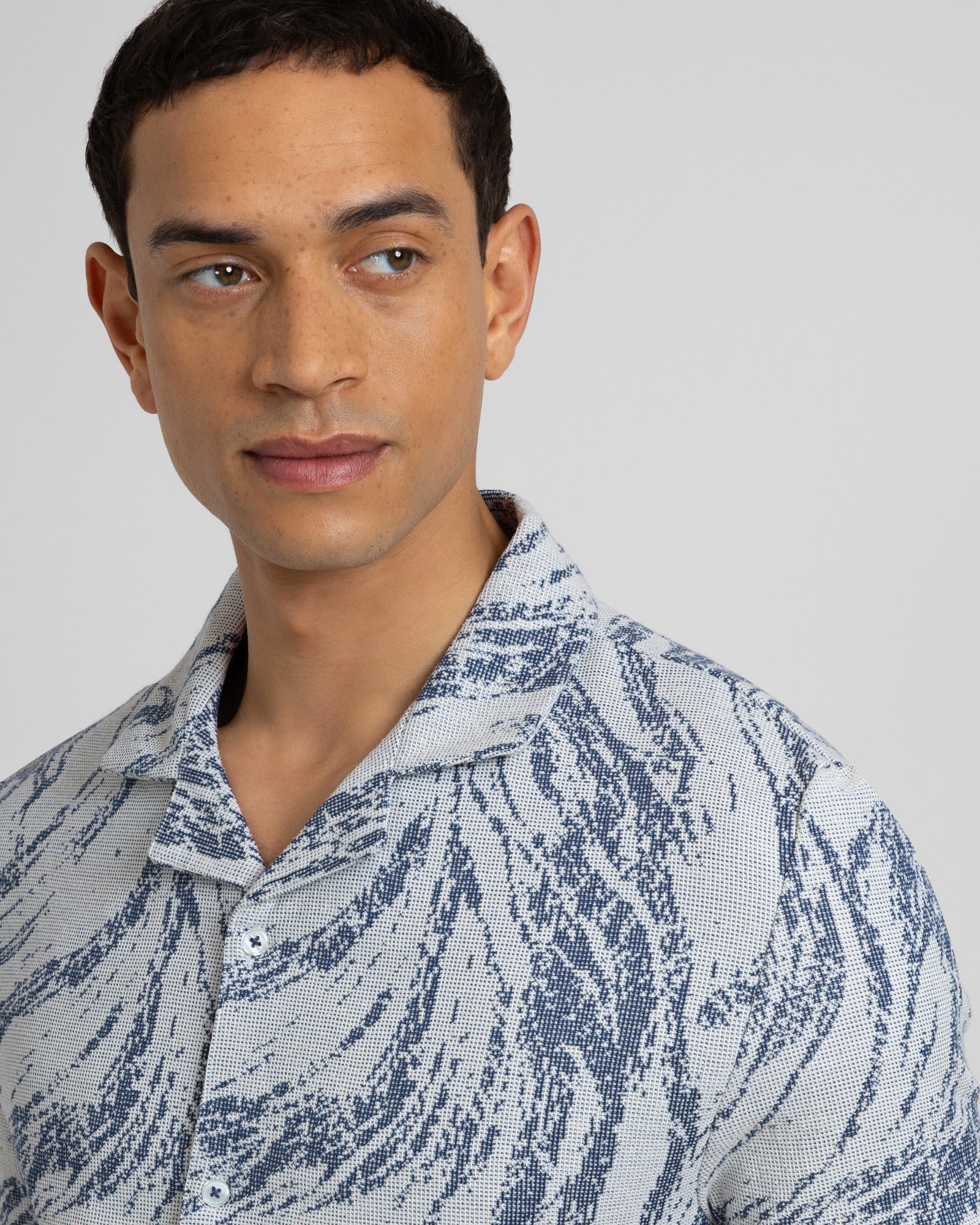 Pinner - Wave Effect Short Sleeve Shirt