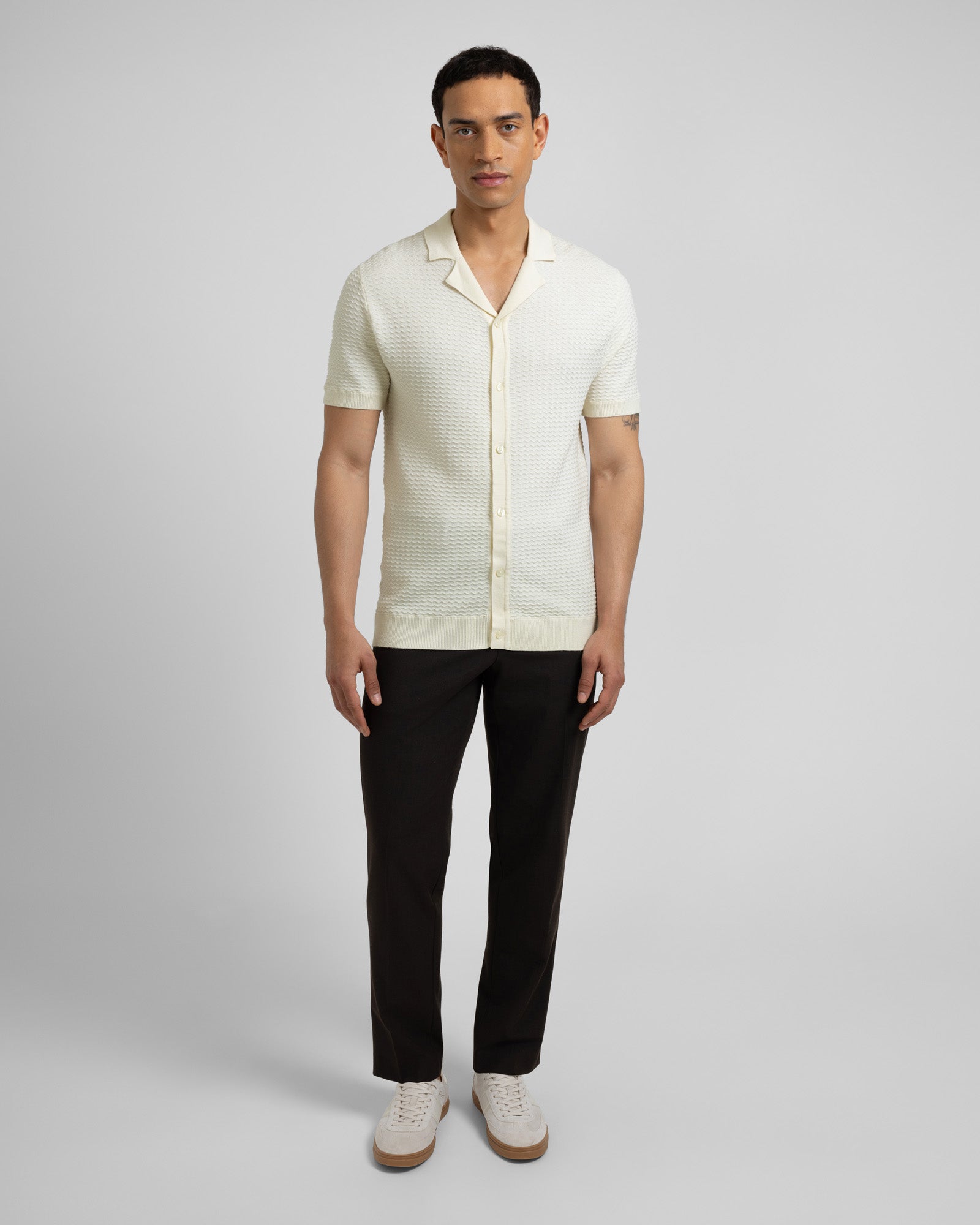 Aldgate - Chevron Textured Knitted Short Sleeve Shirt