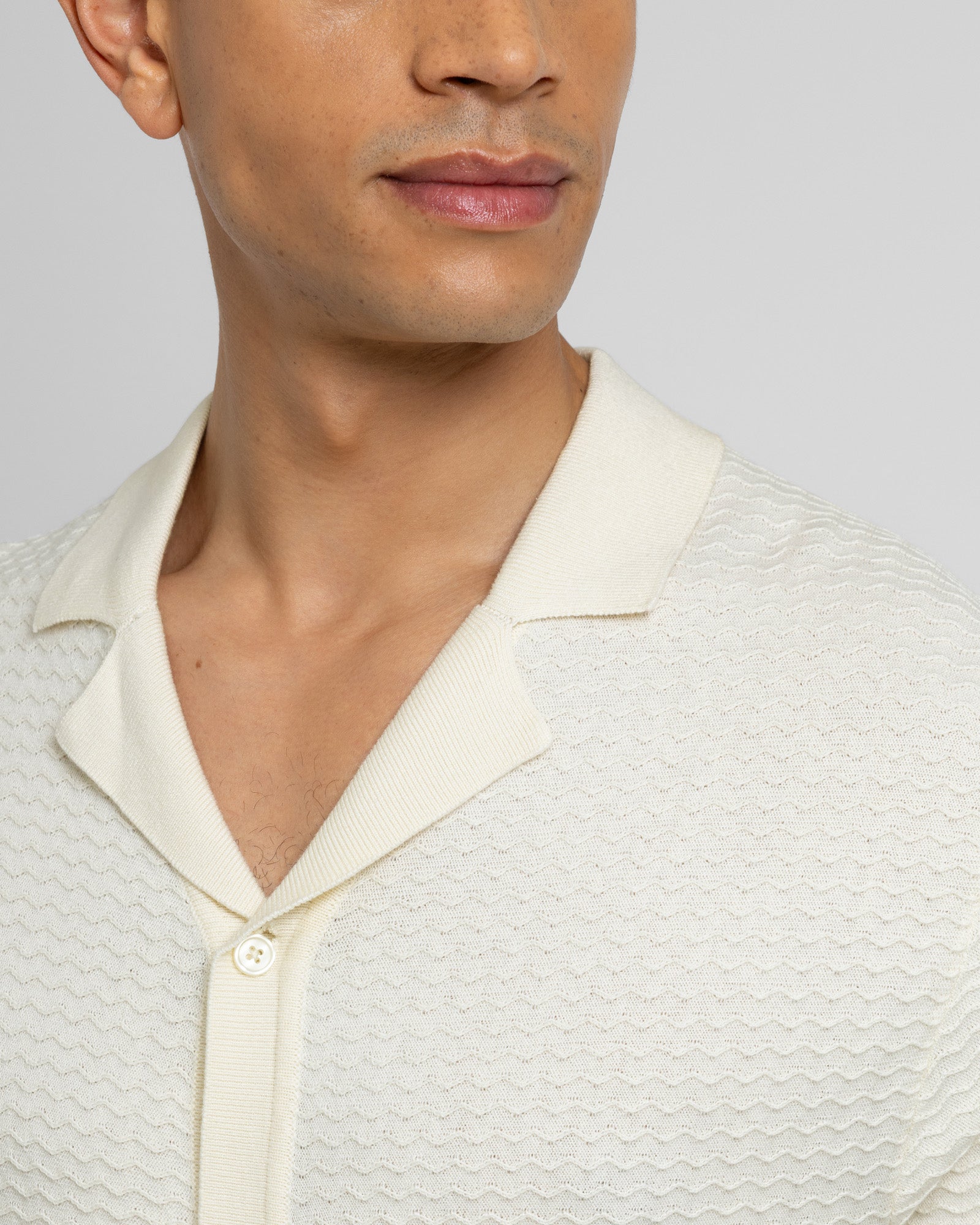 Aldgate - Chevron Textured Knitted Short Sleeve Shirt