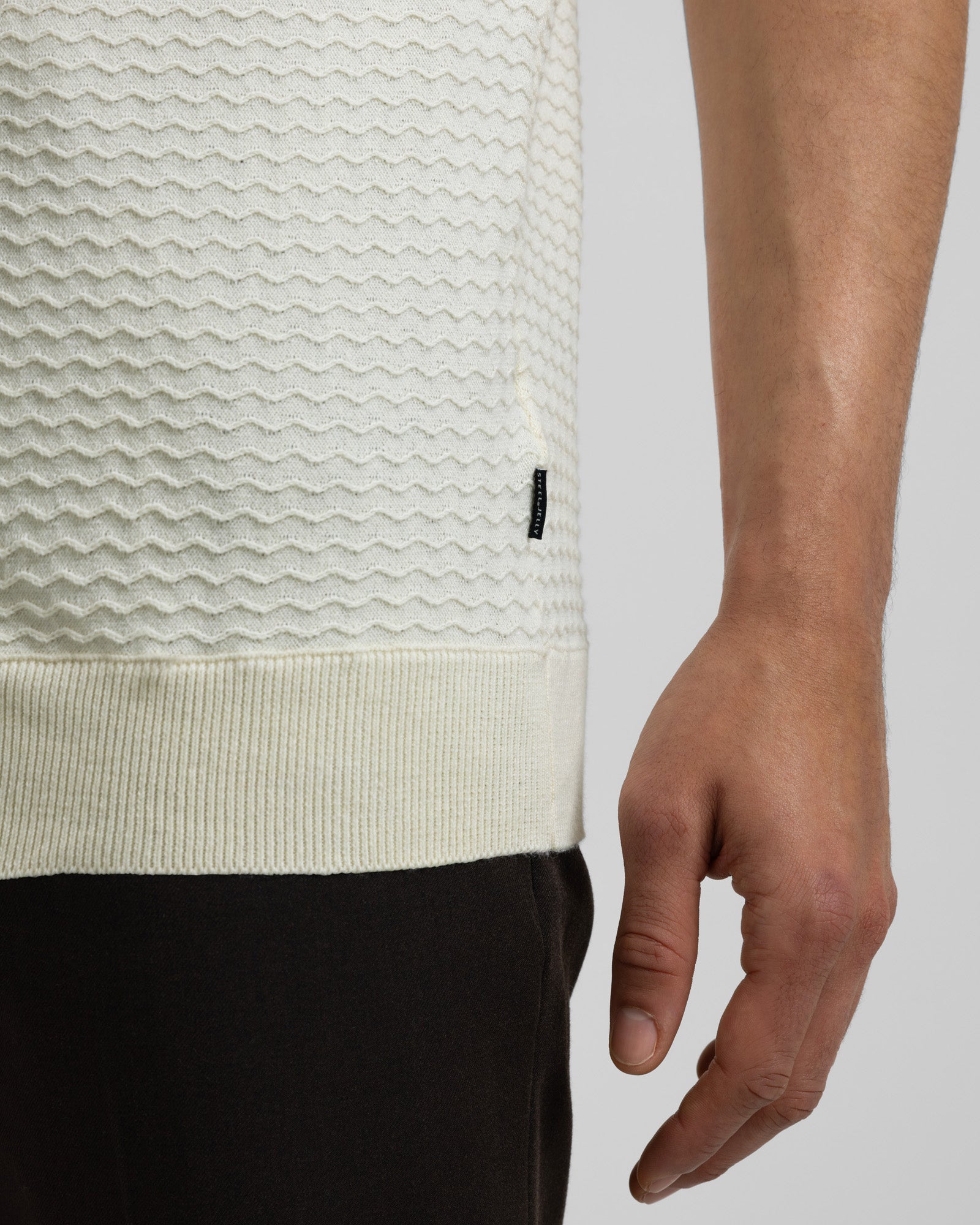 Aldgate - Chevron Textured Knitted Short Sleeve Shirt