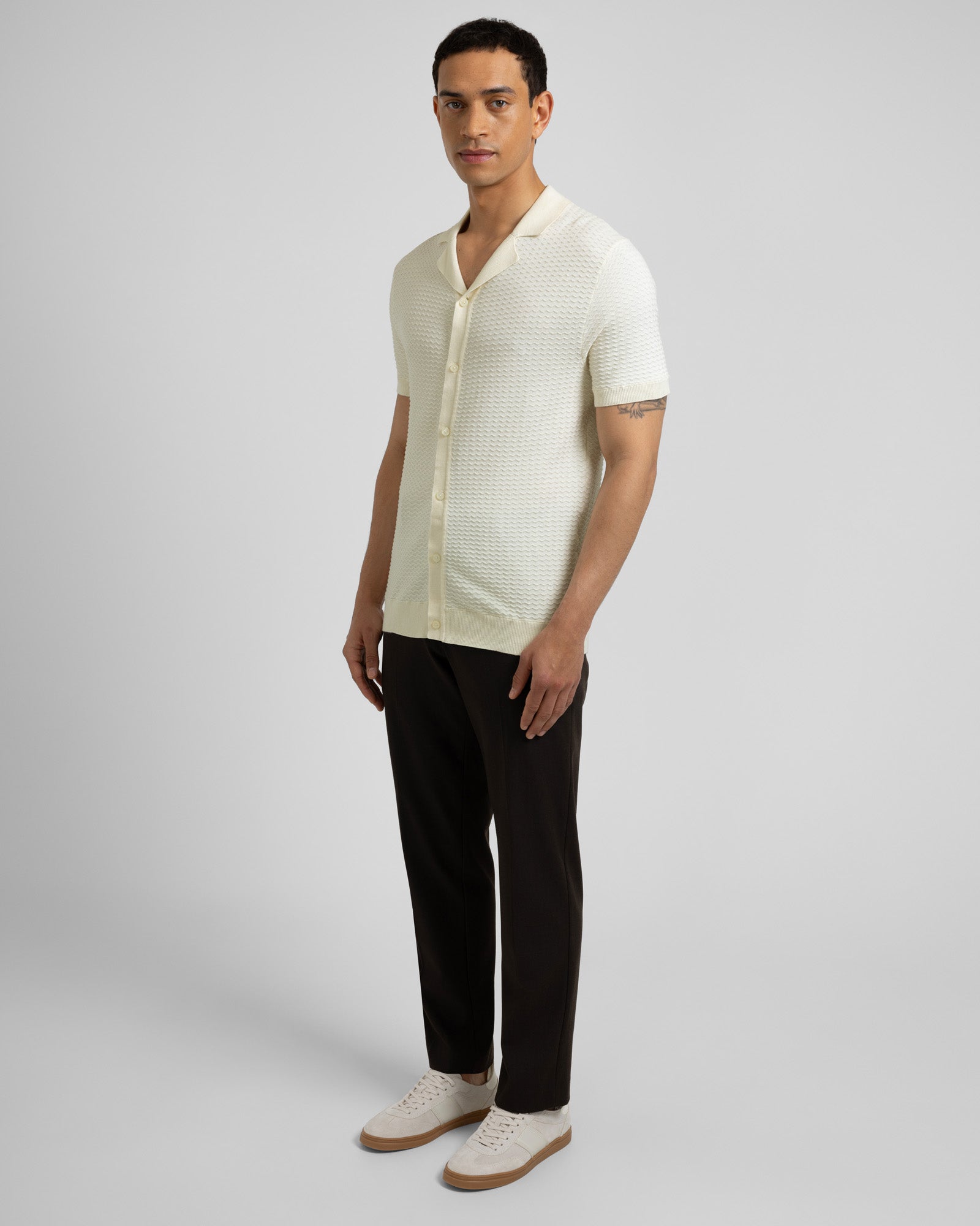 Aldgate - Chevron Textured Knitted Short Sleeve Shirt