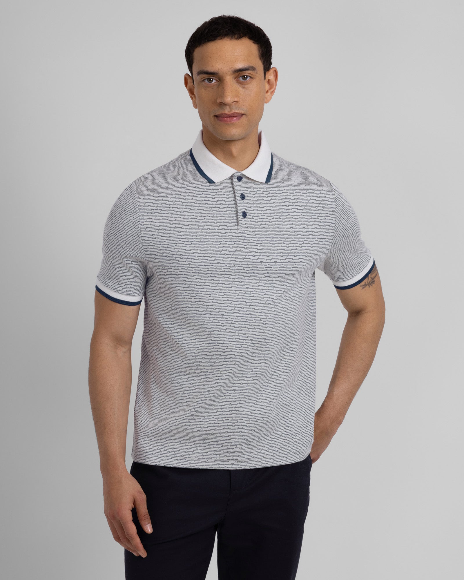 Bevan - Two-Tone Abstract Stripe Polo Shirt