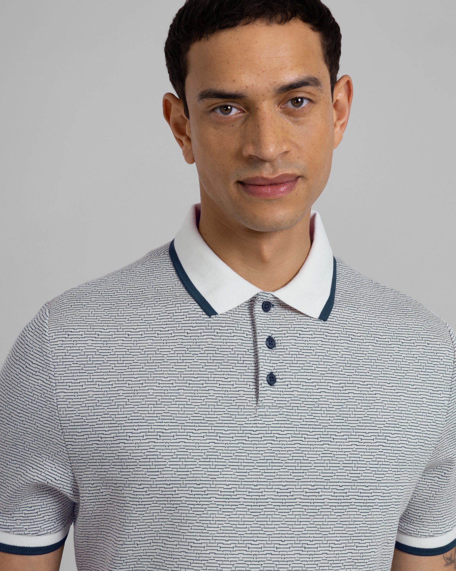 Bevan - Two-Tone Abstract Stripe Polo Shirt