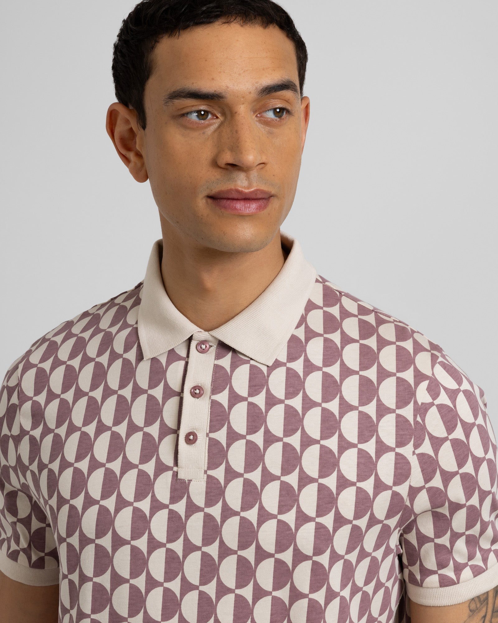 Curzon - Two-Tone Button Circle Print Polo Shirt