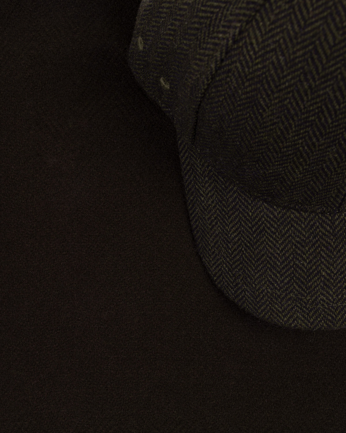Ecton – Brown Herringbone Cap and Scarf Set