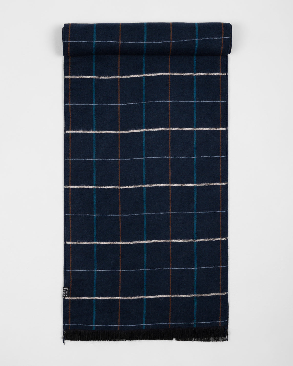 Kilsby – Navy Multi Colour Check Scarf
