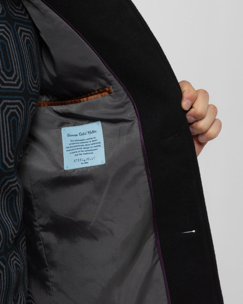 Holden - Inverted Collar Coat