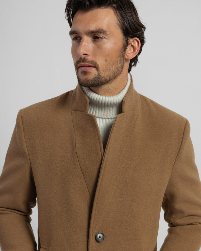 Holden - Inverted Collar Coat