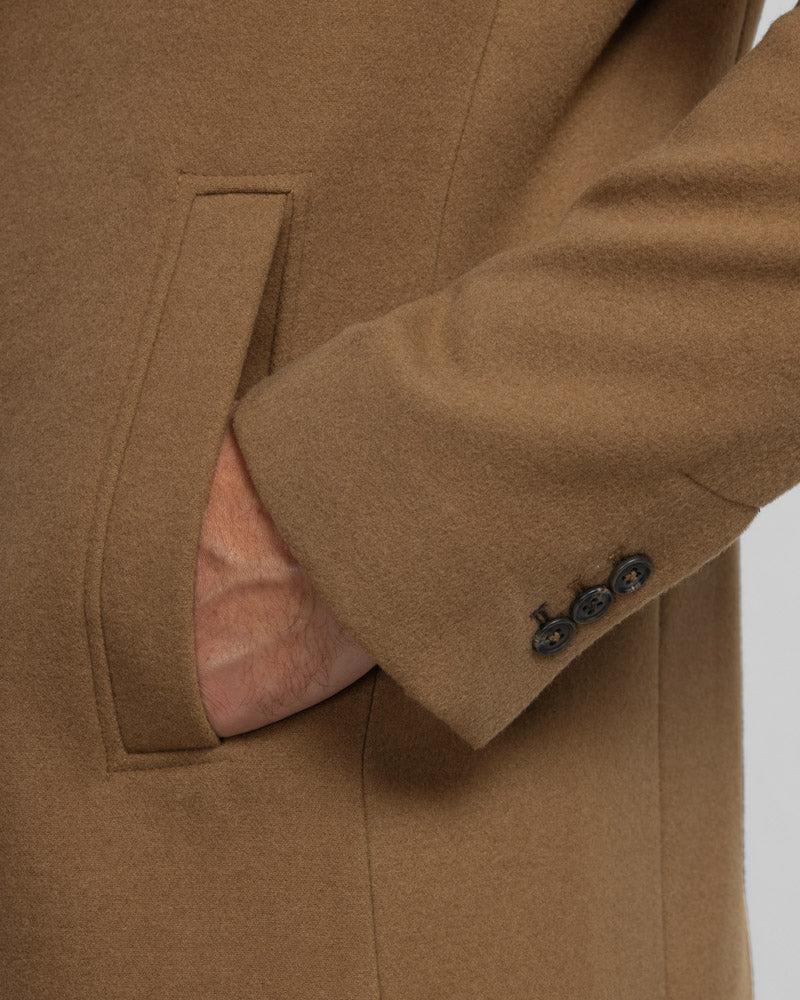 Holden - Inverted Collar Coat