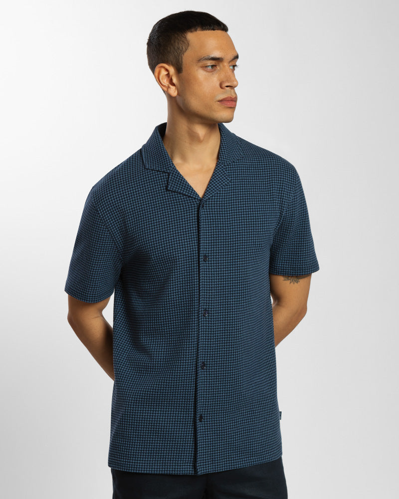 Dotted Jacquard Short Sleeve Shirt