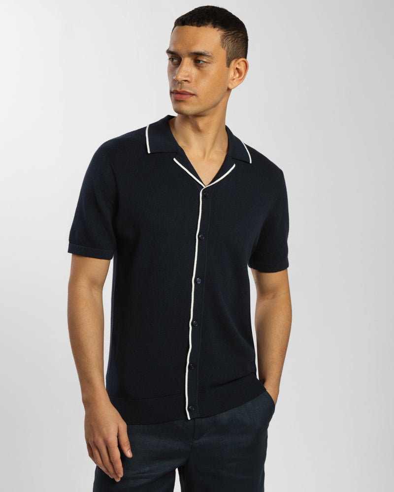 Knitted Short Sleeve Shirt With Contrast Tipping