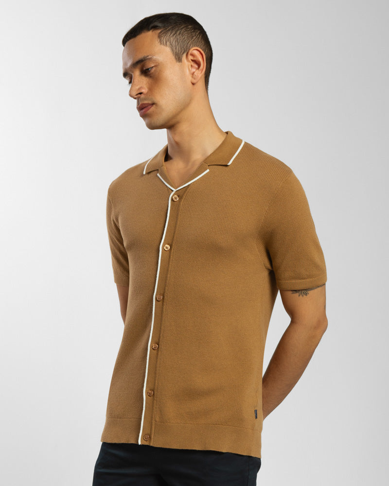 Knitted Short Sleeve Shirt With Contrast Tipping