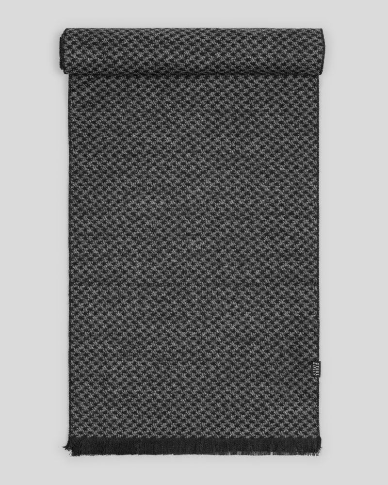 Steel & Jelly Men’s Scaynes Charcoal Geo Scarf